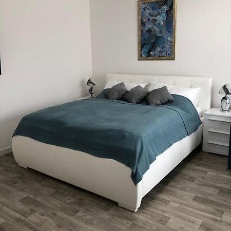 Apartman X28 Mikulov Luaran gambar