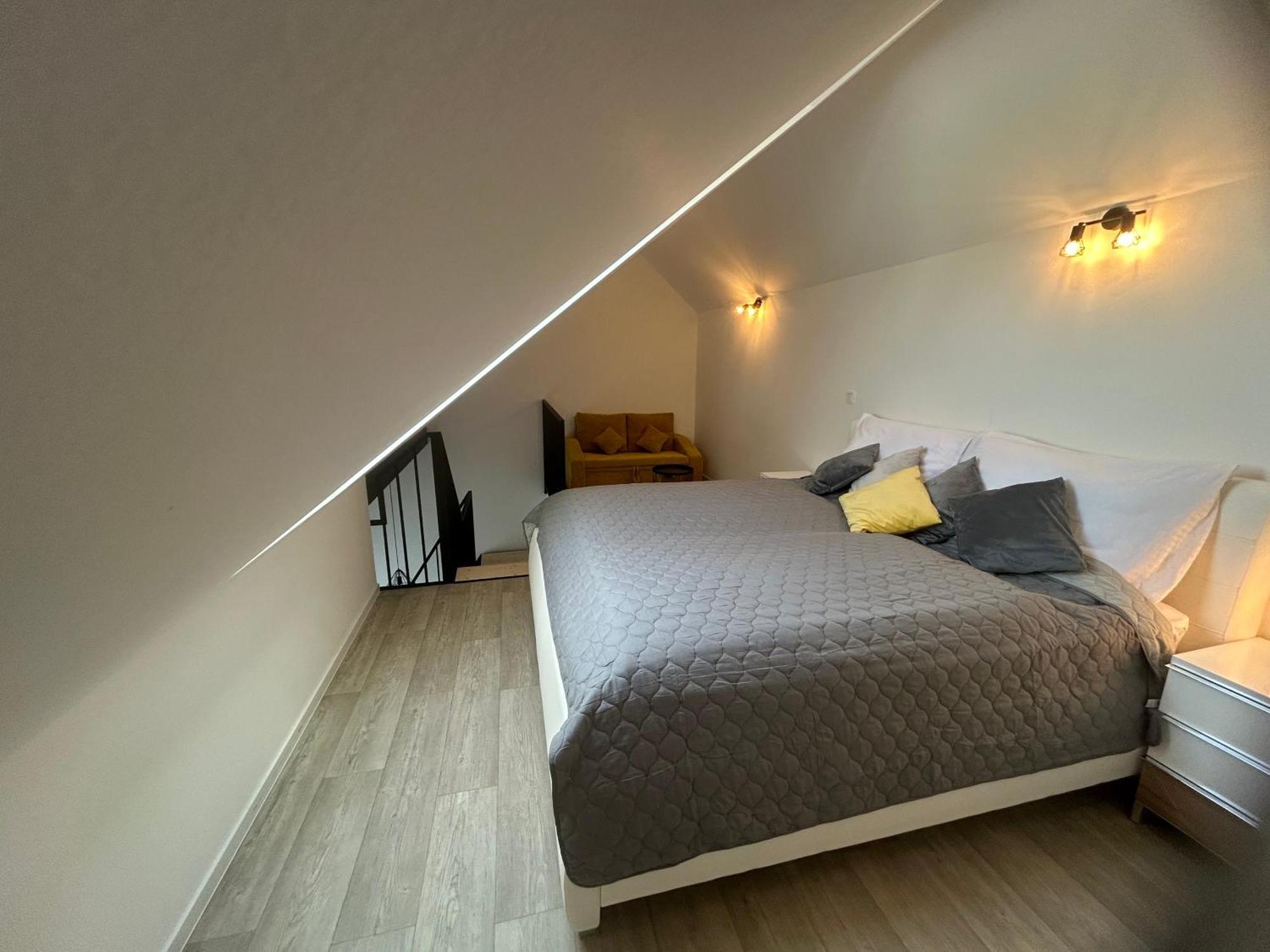 Apartman X28 Mikulov Luaran gambar